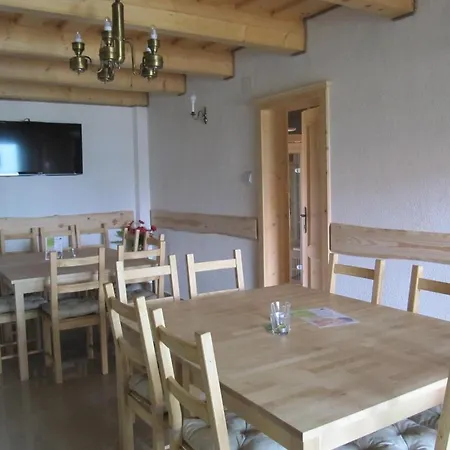 Privat Pallo Πανσιόν 3*